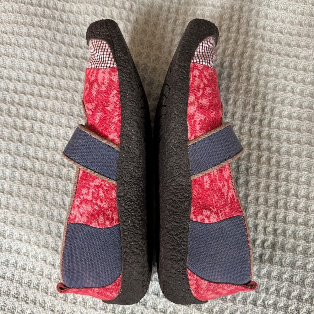 Keen Harvest Mary Jane Shoes Womens 8.5 Blue Pink Patchwork Plaid Slip On Comfy - Picture 6 of 9
